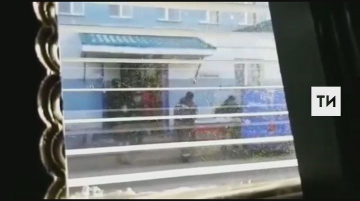 В Казани сняли на видео, как покойника из морга забирают на автомобиле «Яндекс.Драйв»