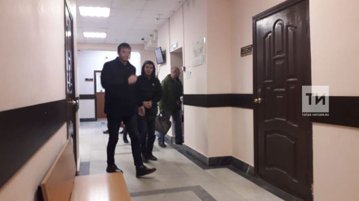 В суд Казани доставили еще одного фигуранта дела о махинациях с инвалидными креслами