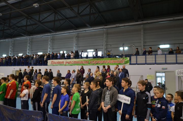 В конце прошлой недели в спортивном комплексе Биектау прошли районные соревнования по корэш на Кубок Главы Высокогорского района