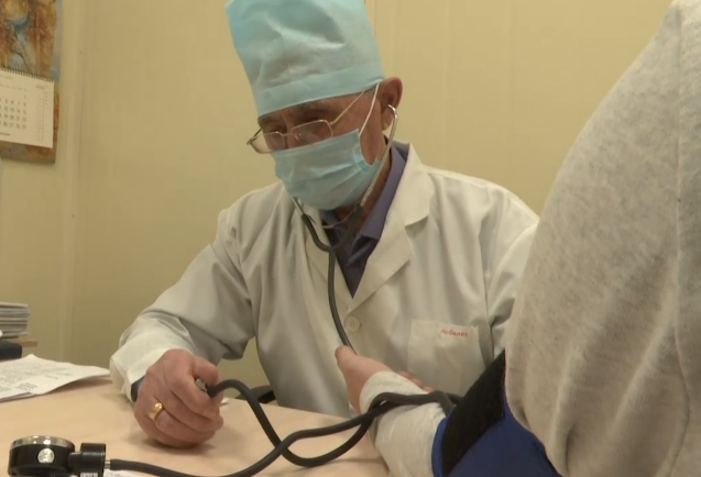 Высокогорский врач-терапевт Геннадий Юмашев в день принимает до 60 пациентов