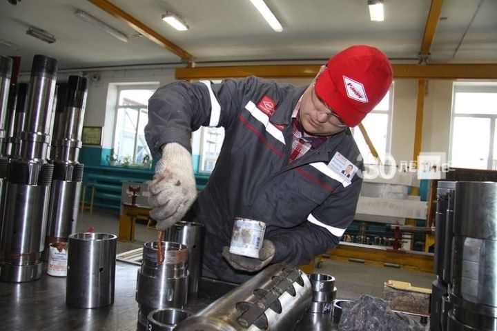 В Татарстане половина вакансий приходится на сферу производства