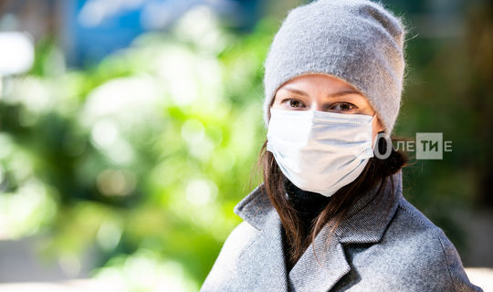Не антиковидно: врач посоветовала снимать маску в безлюдных местах на морозе