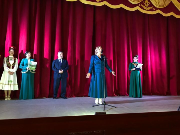 В Шапшинском доме культуры прошло мероприятие, приуроченное к 85-ому юбилею Высокогорского района