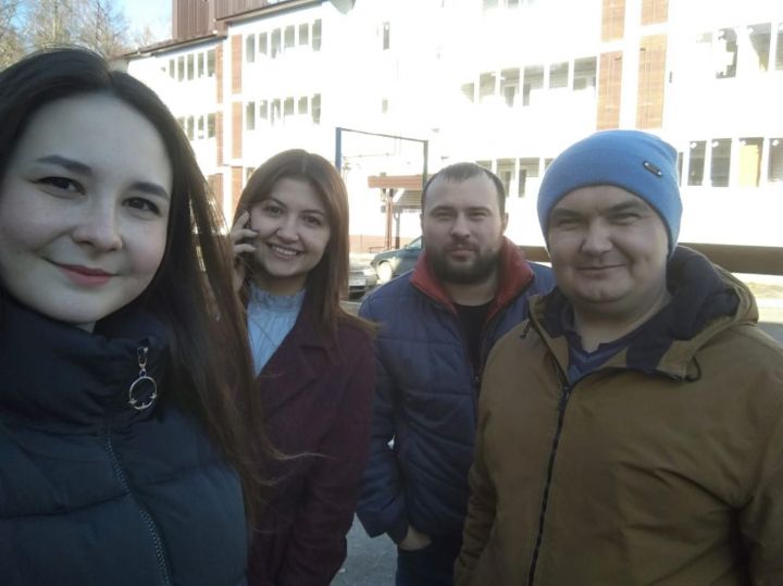 Журналисты "Биектау ТВ" прошлись по вверенным домам по улице Сагдиева