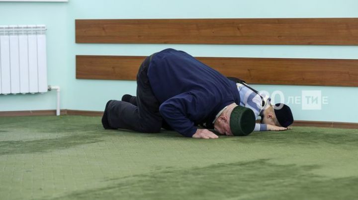 Береженого Аллах бережет: Проповедь о коронавирусе прошла в Закабанной мечети Казани