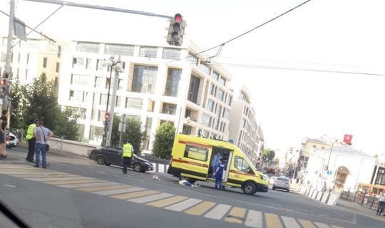 В центре Казани иномарка насмерть сбила пешехода