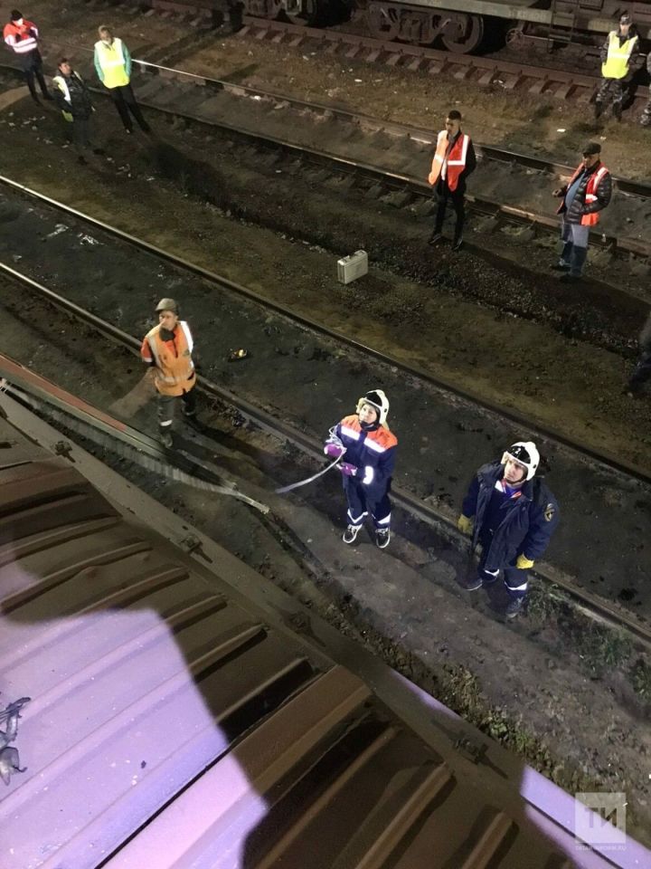 На крыше поезда обнаружили тело 36-летнего мужчины