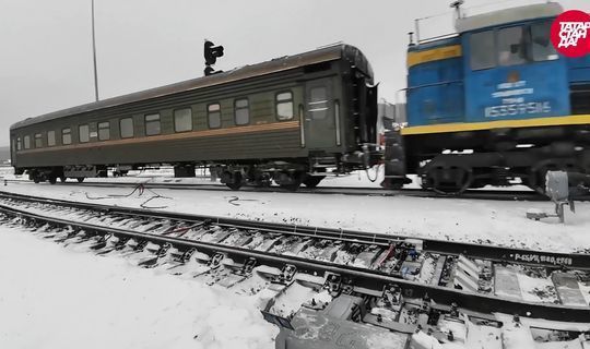 «Ходим под поездами»: жители поселка в Татарстане вынуждены рисковать жизнью и нарушать закон