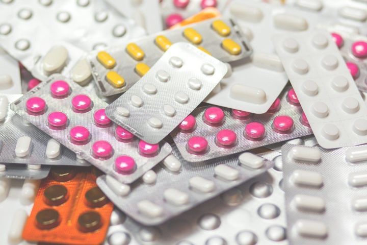 Мурашко назвал последствия нецелевого применения антибиотиков в пандемию