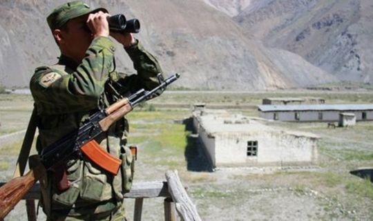 На границе Киргизии и Таджикистана происходит перестрелка