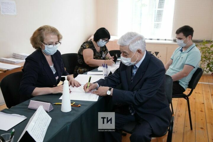 Фарид Мухаметшин проголосовал на праймериз «Единой России»