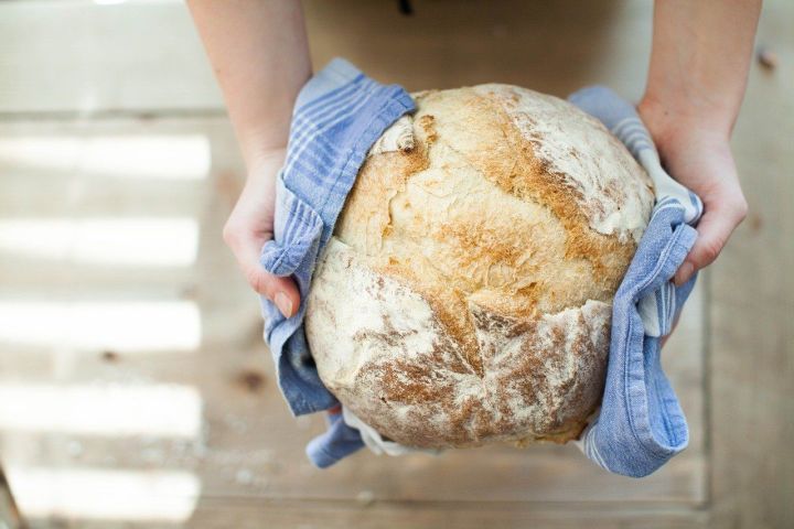 Белый, бездрожжевой, зерновой: какой хлеб самый полезный