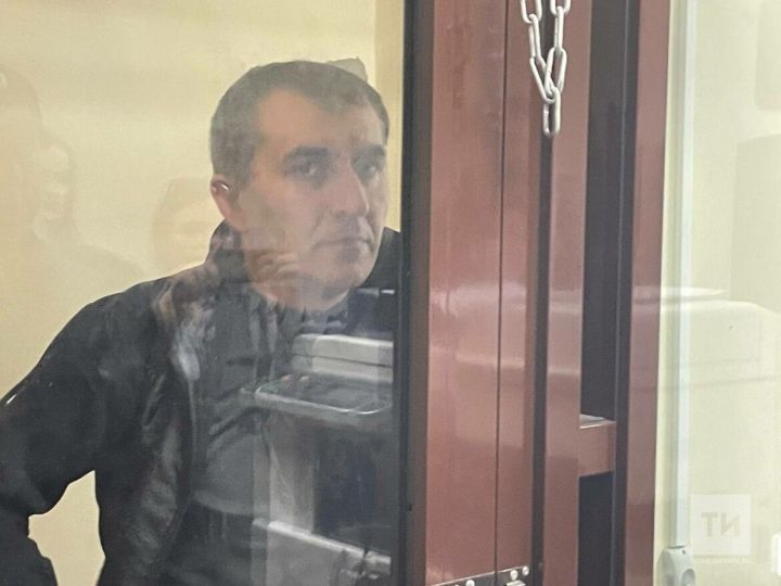 Афериста, собравшего 300 тыс. рублей с районных глав в РТ, оставили под стражей