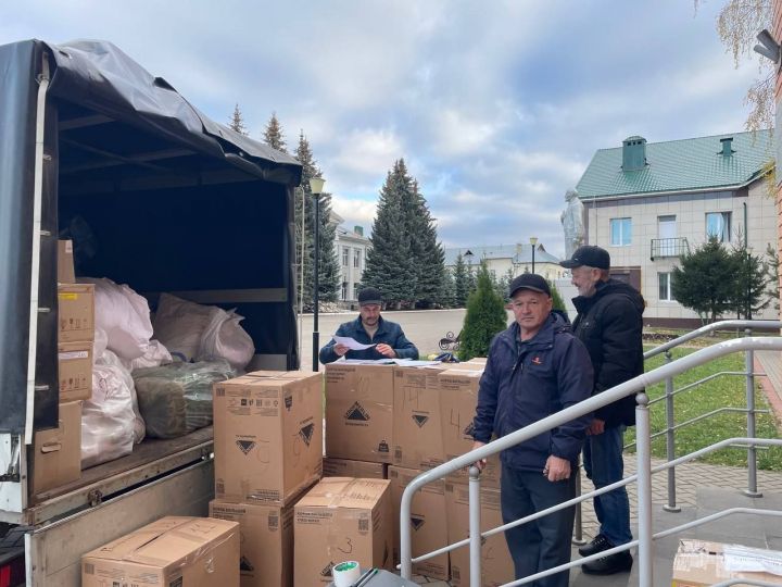 Высокогорский район доставил в Мариуполь партию гуманитарной помощи