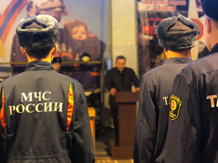 Равиль Хисамутдинов поздравил спасателей Высокогорского района с профессиональным праздником