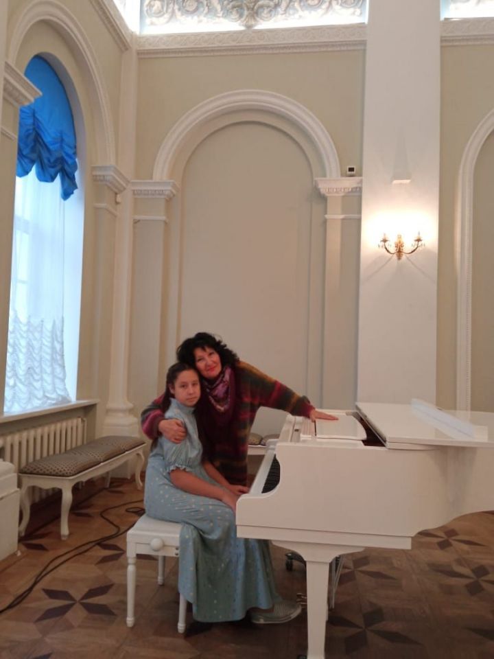 Высокогорская пианистка приняла участие в Международном фестивале-конкурсе Премии «Artis2022»