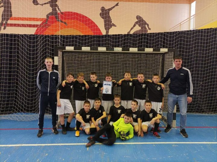 Куркачинская команда "КСК" стала победителем зонального этапа кубка РТ по мини-футболу