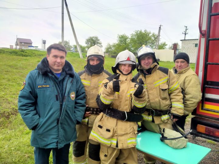 В лагере «Чирша» прошли мастер-классы по пожарной безопасности