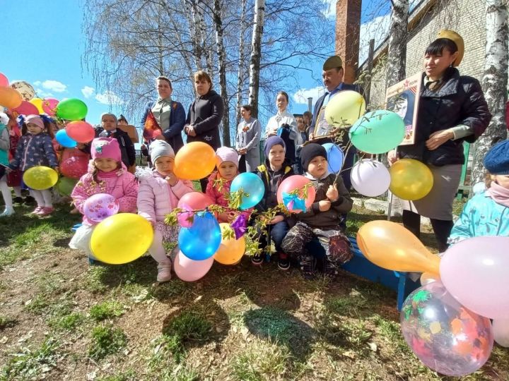 В Иске-Казанском сельском поселении прошёл митинг, посвящённый празднованию Дня Победы