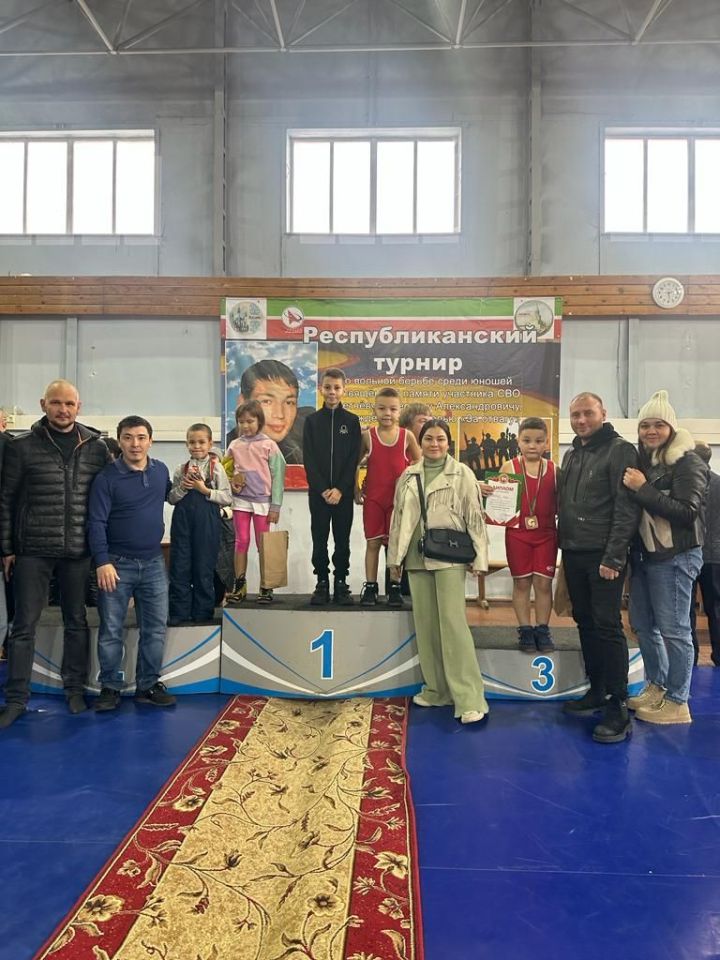 Спортсмены по вольной борьбе заняли призовые места