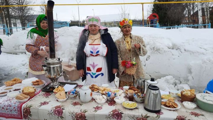 Село Березка с размахом отметило праздник Карга боткасы