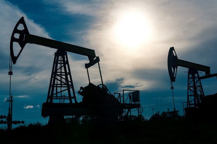 Цены на нефть установили новый антирекорд с декабря 2021 года
