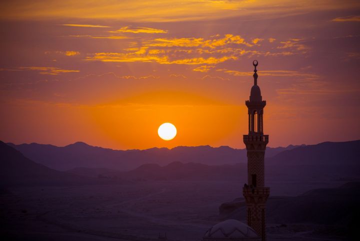 Любовь и пост: что можно и что нельзя делать в Рамадан
