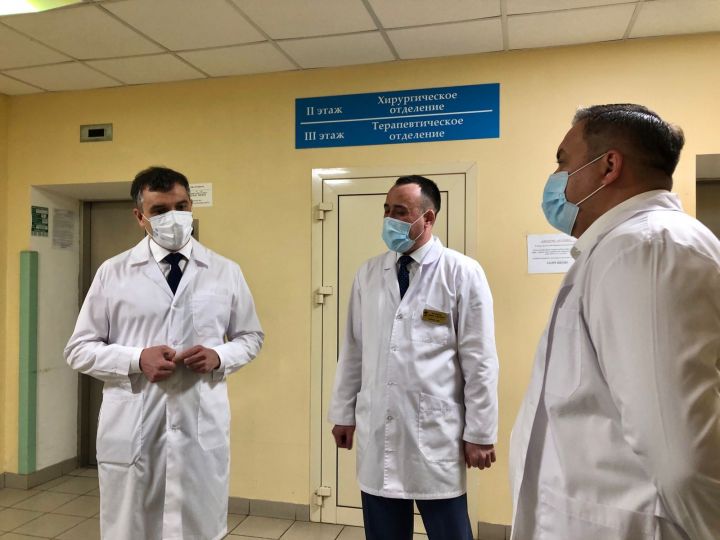 Министр здравоохранения РТ Марсель Миннуллин посетил Высокогорскую ЦРБ