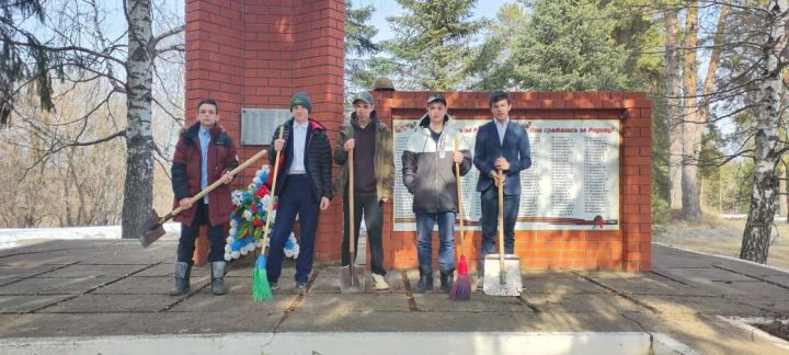 В Высокогорском районе прошла акция «Верни герою имя»