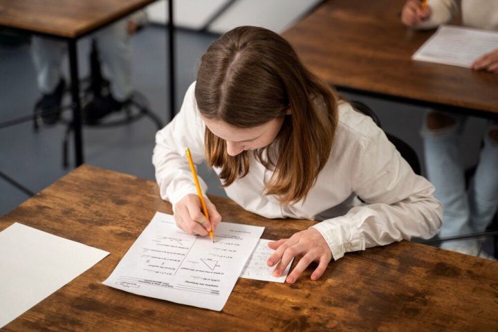 Более 20% выпускников в Татарстане окончили школу с медалью