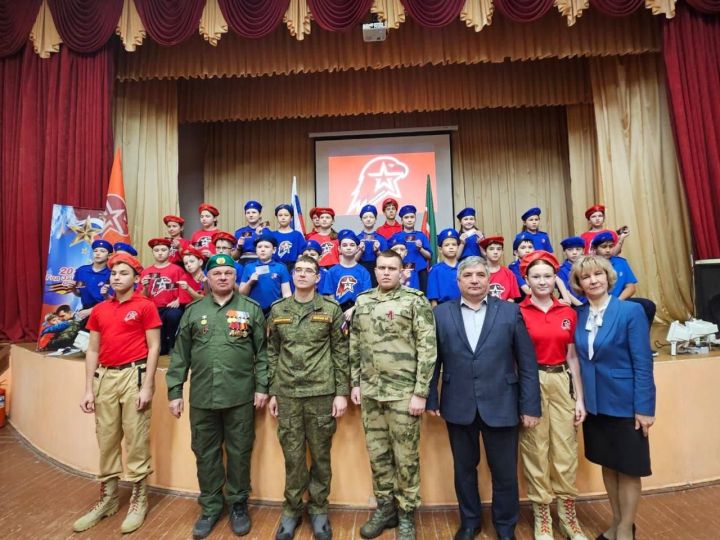 Пятиклассников школы №3 приняли в ряды движения «Юнармия»