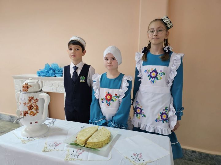 Презентации национальных блюд Татарстана в Высокогорской школе №3