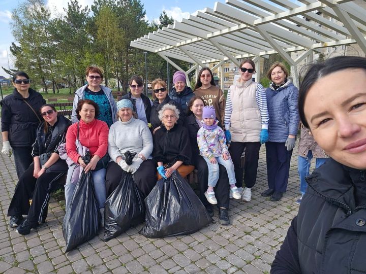 В районе идет Всероссийский субботник