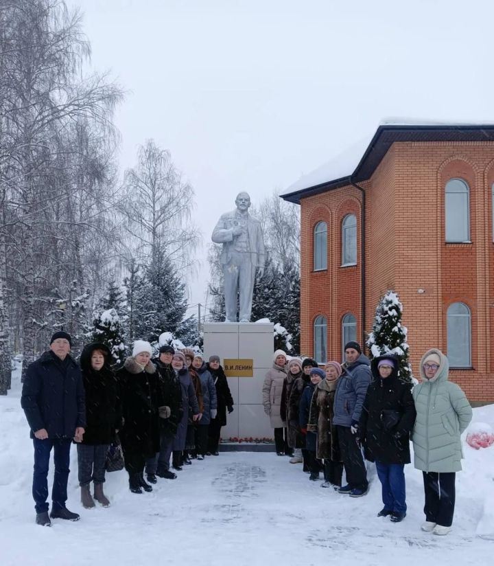 День памяти В. И. Ленина отметили митингом на станции Высокая Гора