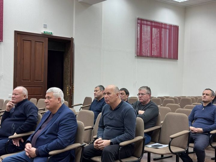 На базе племпредприятия «Элита» прошел семинар по биобезопасности