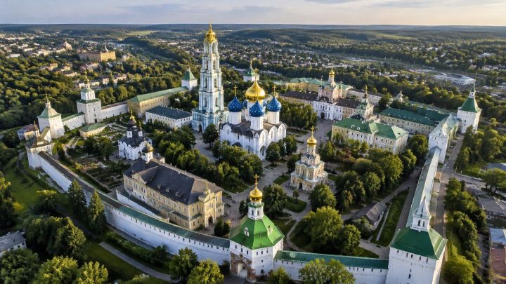 Православные верующие чтят память Сергия Радонежского