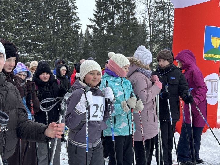 В Высокогорском районе прошла массовая гонка «Лыжня России 2026»