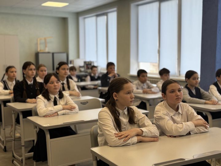 В школе №3 прошли беседы о правах, патриотизме и жизненных ценностях
