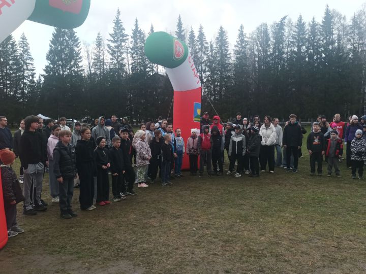 В Бирюлях 1 мая стартовала легкоатлетическая эстафета (фото)