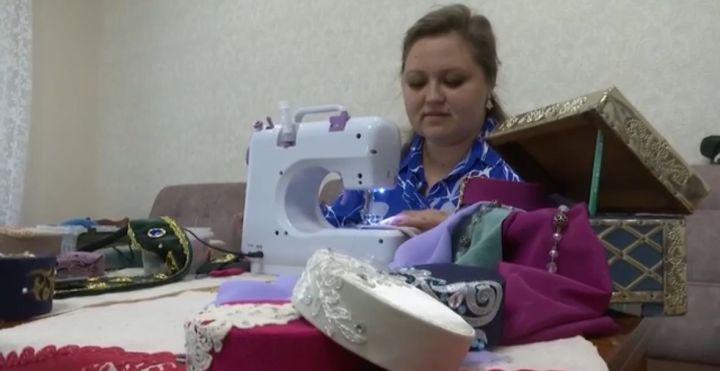 Татарский калфак: как Гульчачак Галлямова создаёт свои шедевры