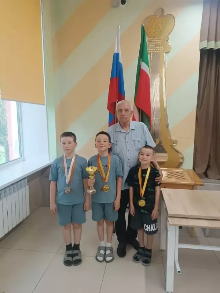Юные шашисты Высокогорского района завоевали медали Первенства Татарстана