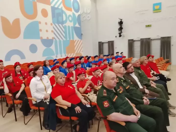 В Высокогорском районе прошел слет «ЮНАРМИЯ — 10 лет в едином строю»