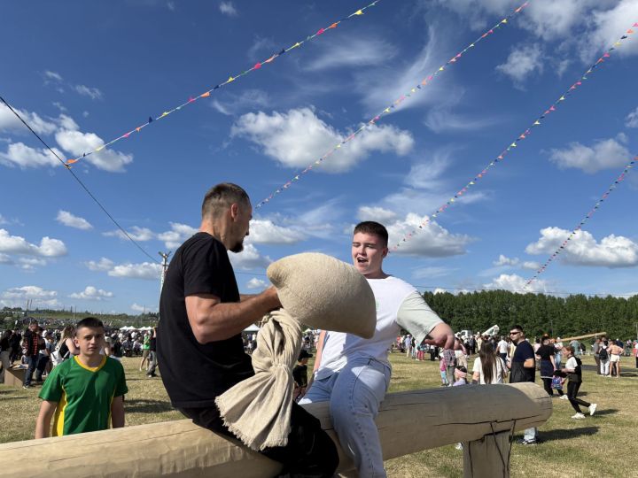 ФОТОРЕПОРТАЖ: Как прошел Сабантуй в Высокогорском районе