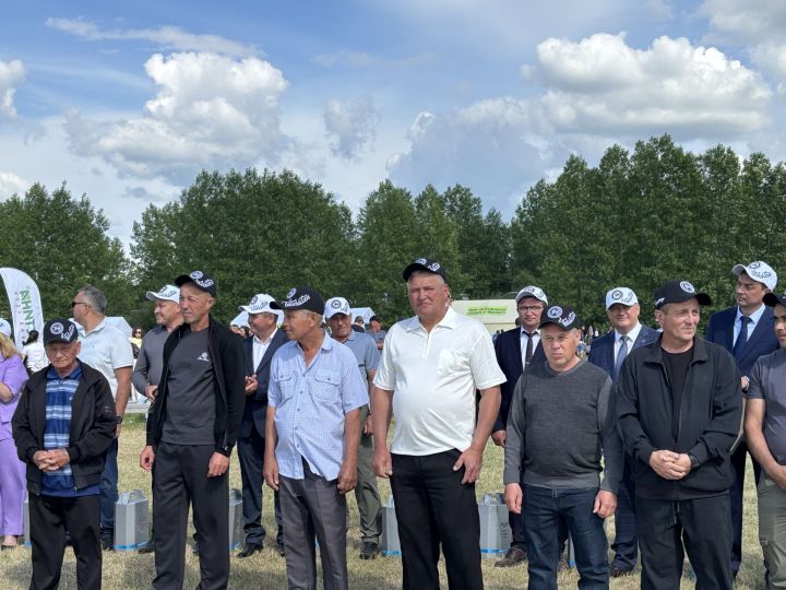 ФОТОРЕПОРТАЖ: Как прошел Сабантуй в Высокогорском районе