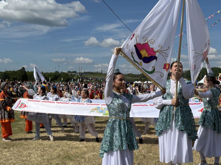 ФОТОРЕПОРТАЖ: Как прошел Сабантуй в Высокогорском районе