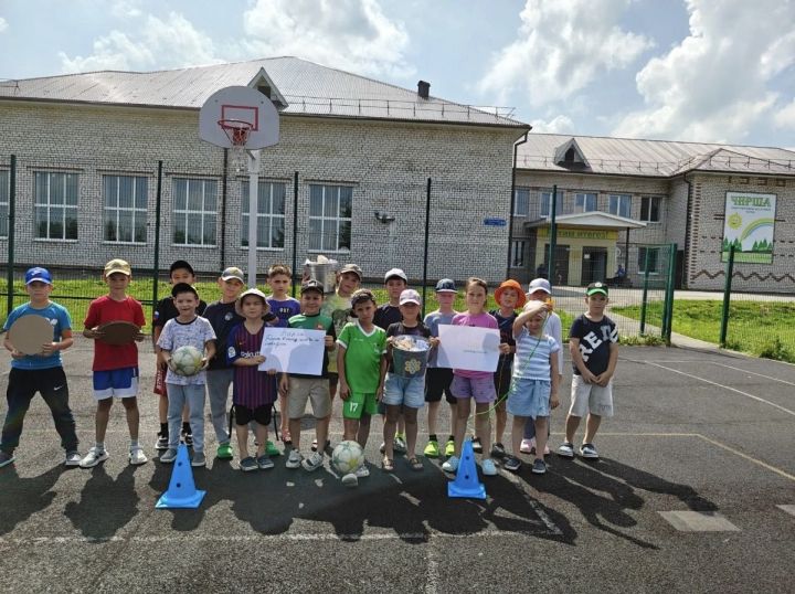 Спортивный праздник в честь Дня дружбы устроили в Высокогорском районе