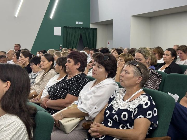 В Бирюлях состоялся отчетно-программный форум «Единой России»