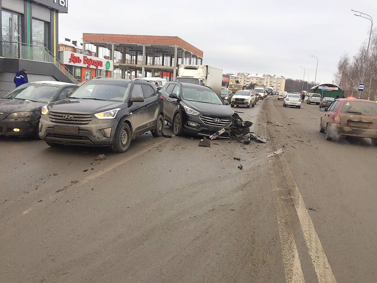 Одного из пяти участников ДТП в селе госпитализировали в больницу