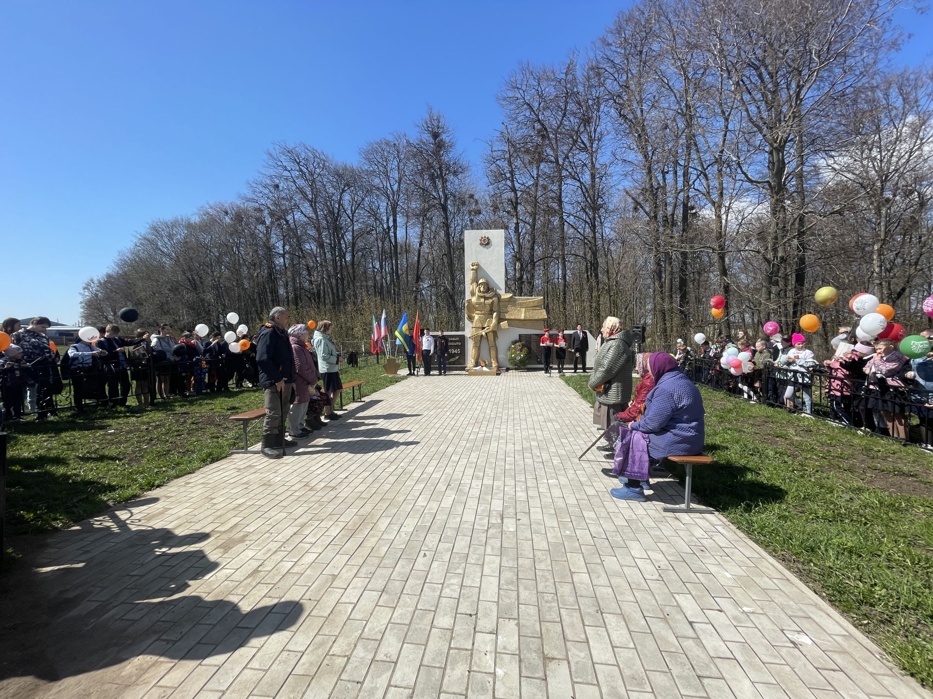 В селе Шапши прошёл митинг, посвящённый празднованию Дня Победы