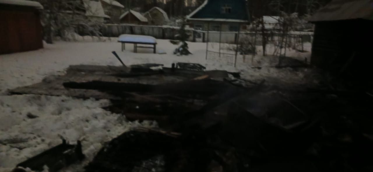 На пожаре в Высокогорском районе обнаружили труп женщины